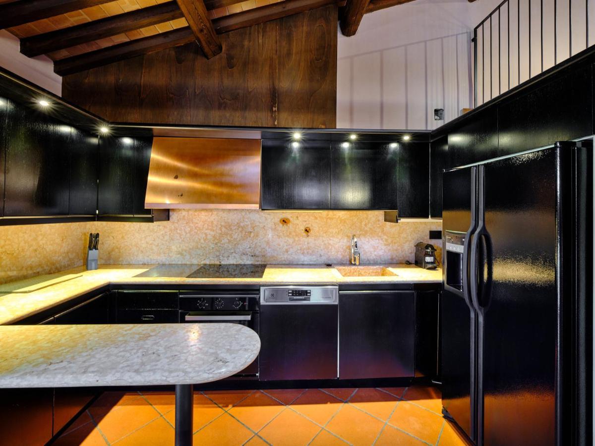 Apartmentsarena - Residenza Degli Scaligeri - Piazza Erbe Verona Exteriör bild