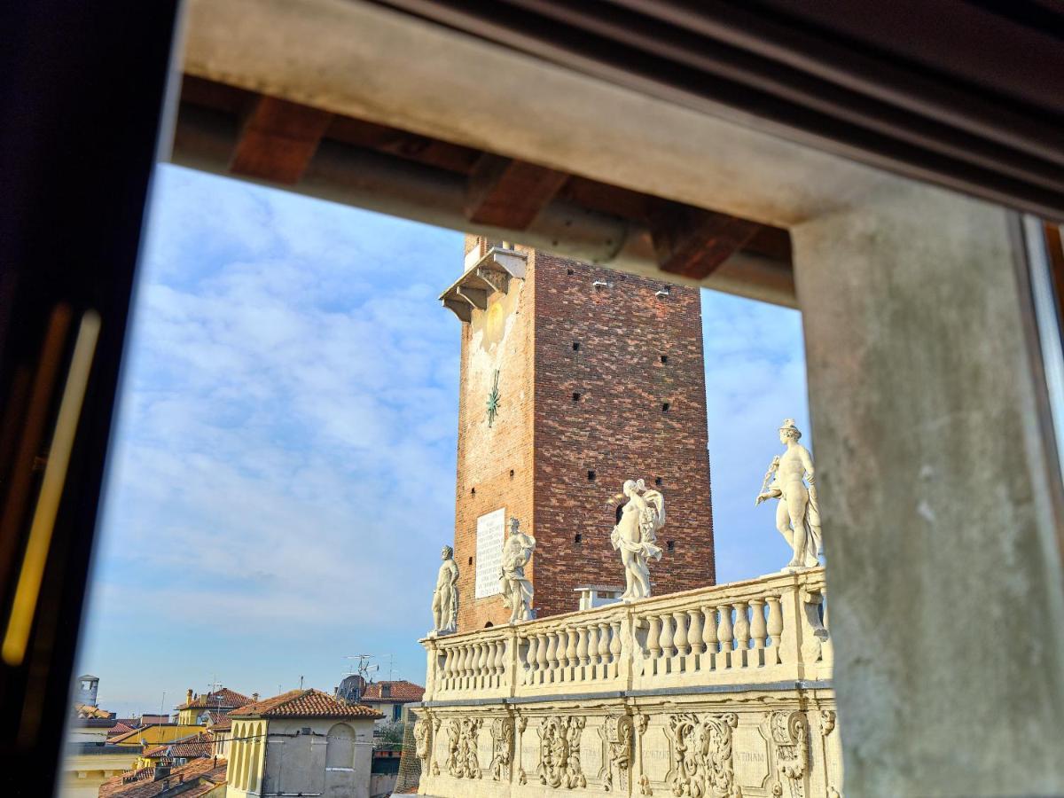 Apartmentsarena - Residenza Degli Scaligeri - Piazza Erbe Verona Exteriör bild