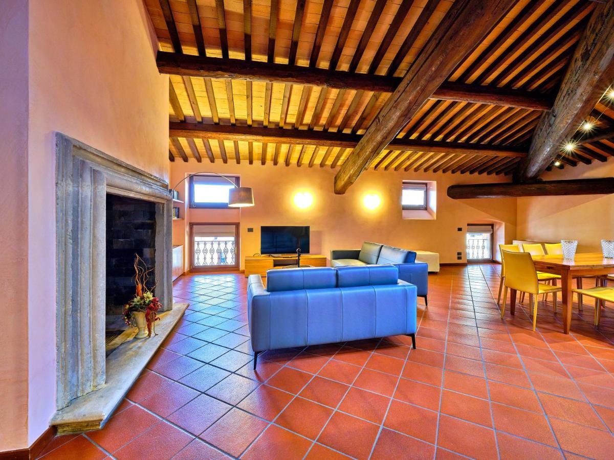 Apartmentsarena - Residenza Degli Scaligeri - Piazza Erbe Verona Exteriör bild